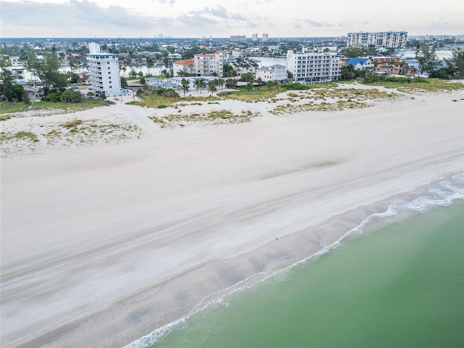 10178 GULF BLVD — photo 45