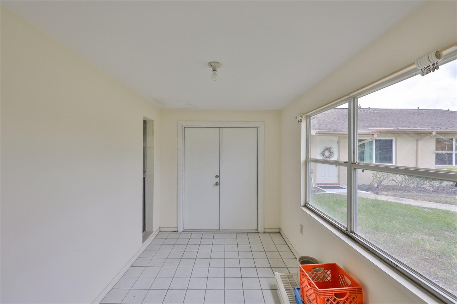 1908 CANTERBURY LN #20 — photo 21