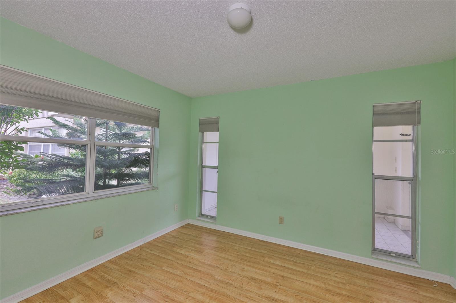 1908 CANTERBURY LN #20 — photo 14