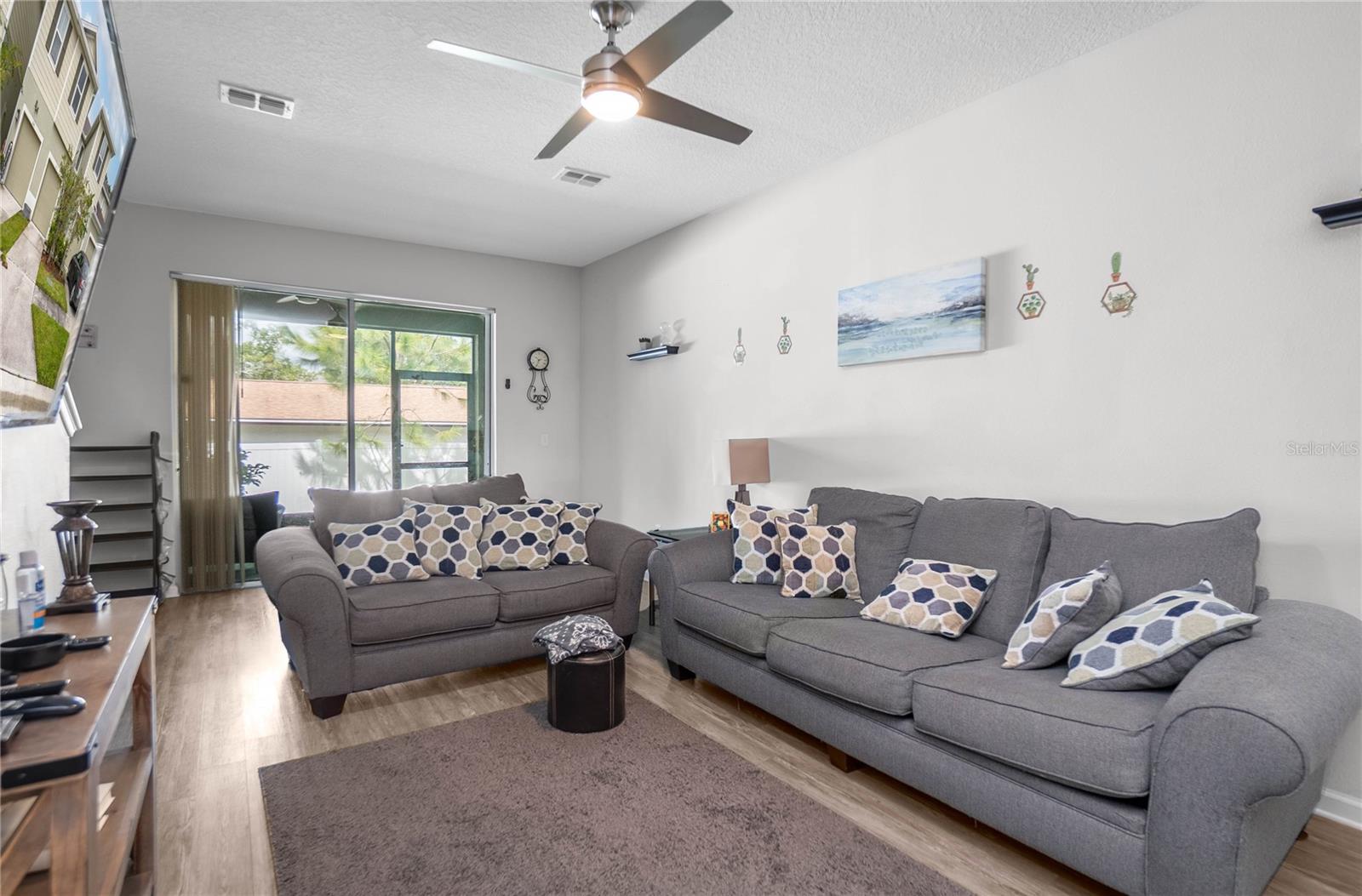 2208 LACEFLOWER DR — photo 12