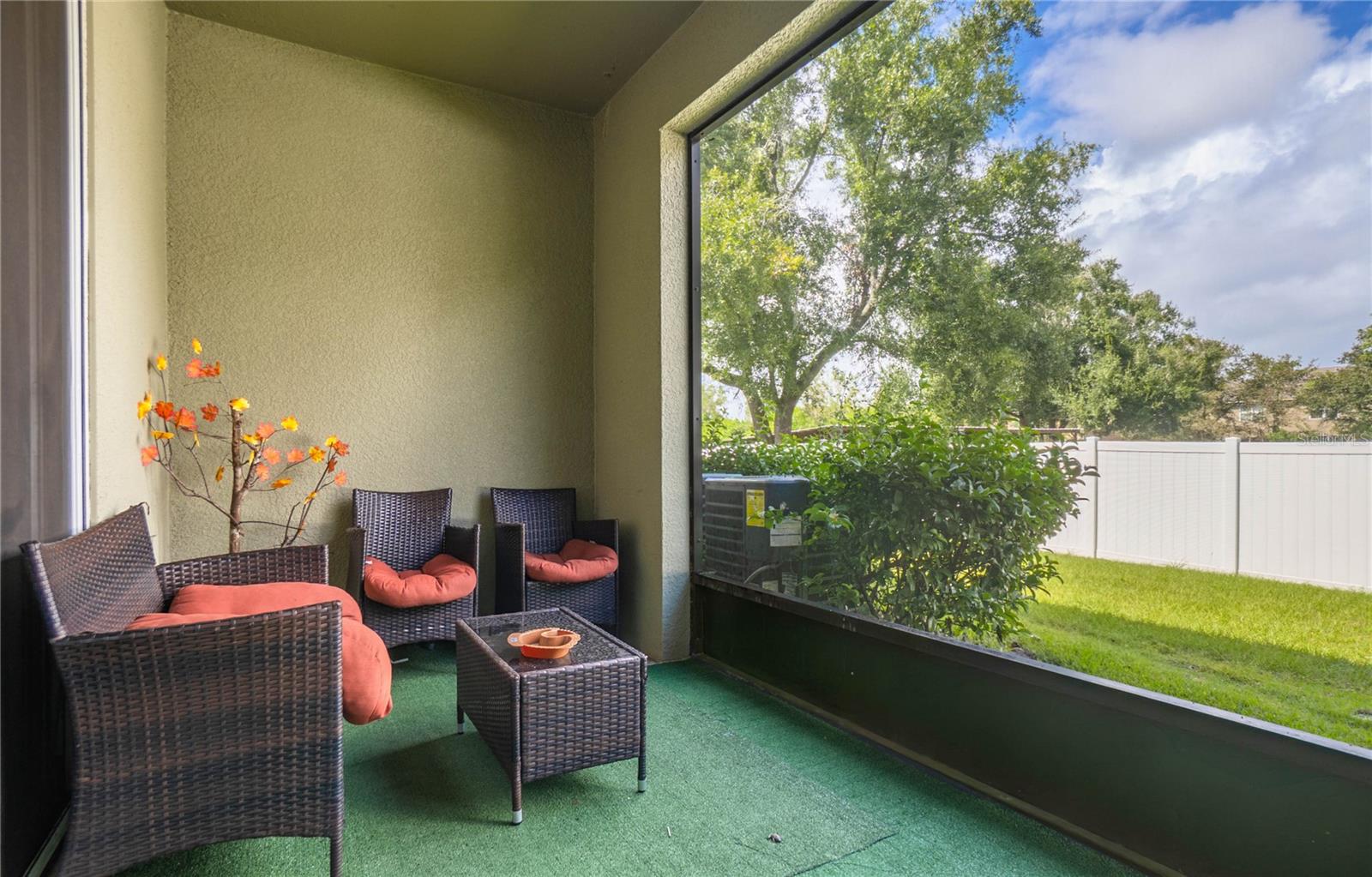 2208 LACEFLOWER DR — photo 25