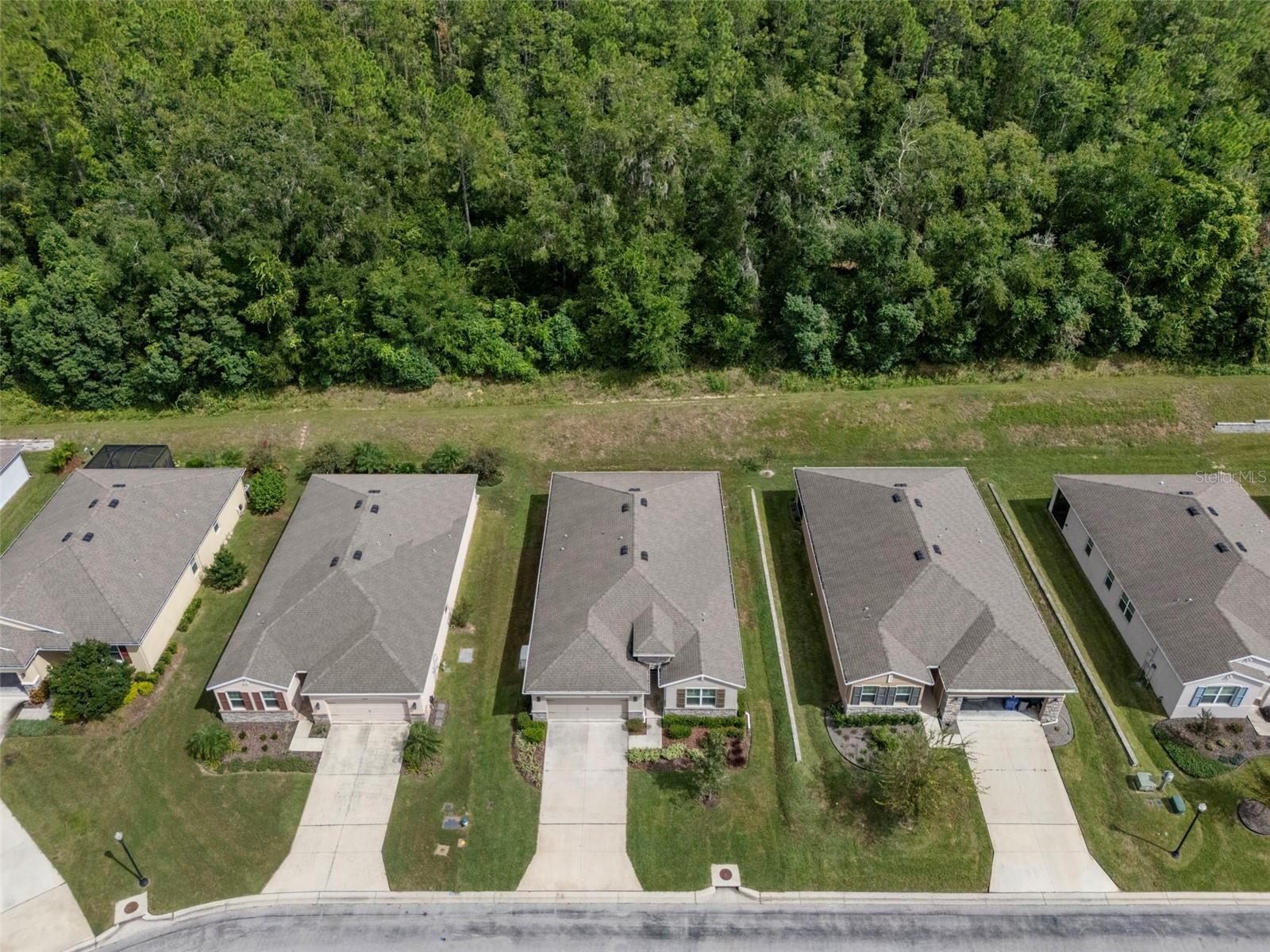 12735 EASTPOINTE DR — photo 45