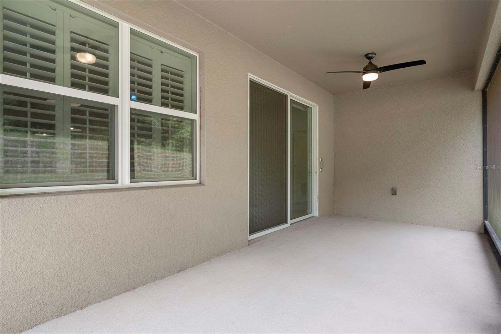 12735 EASTPOINTE DR — photo 22