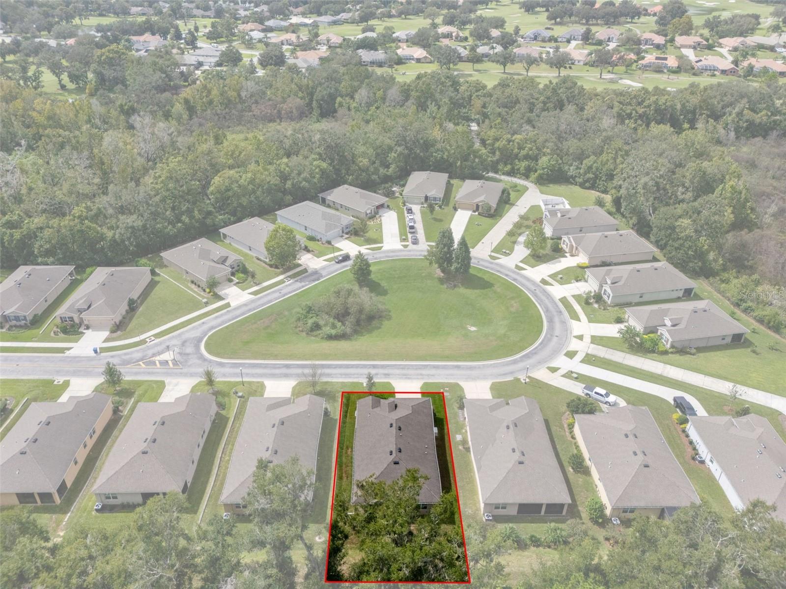 12735 EASTPOINTE DR — photo 49