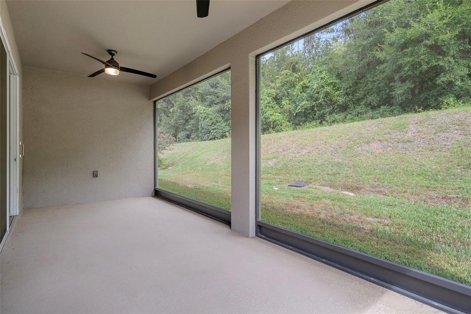 12735 EASTPOINTE DR — photo 21