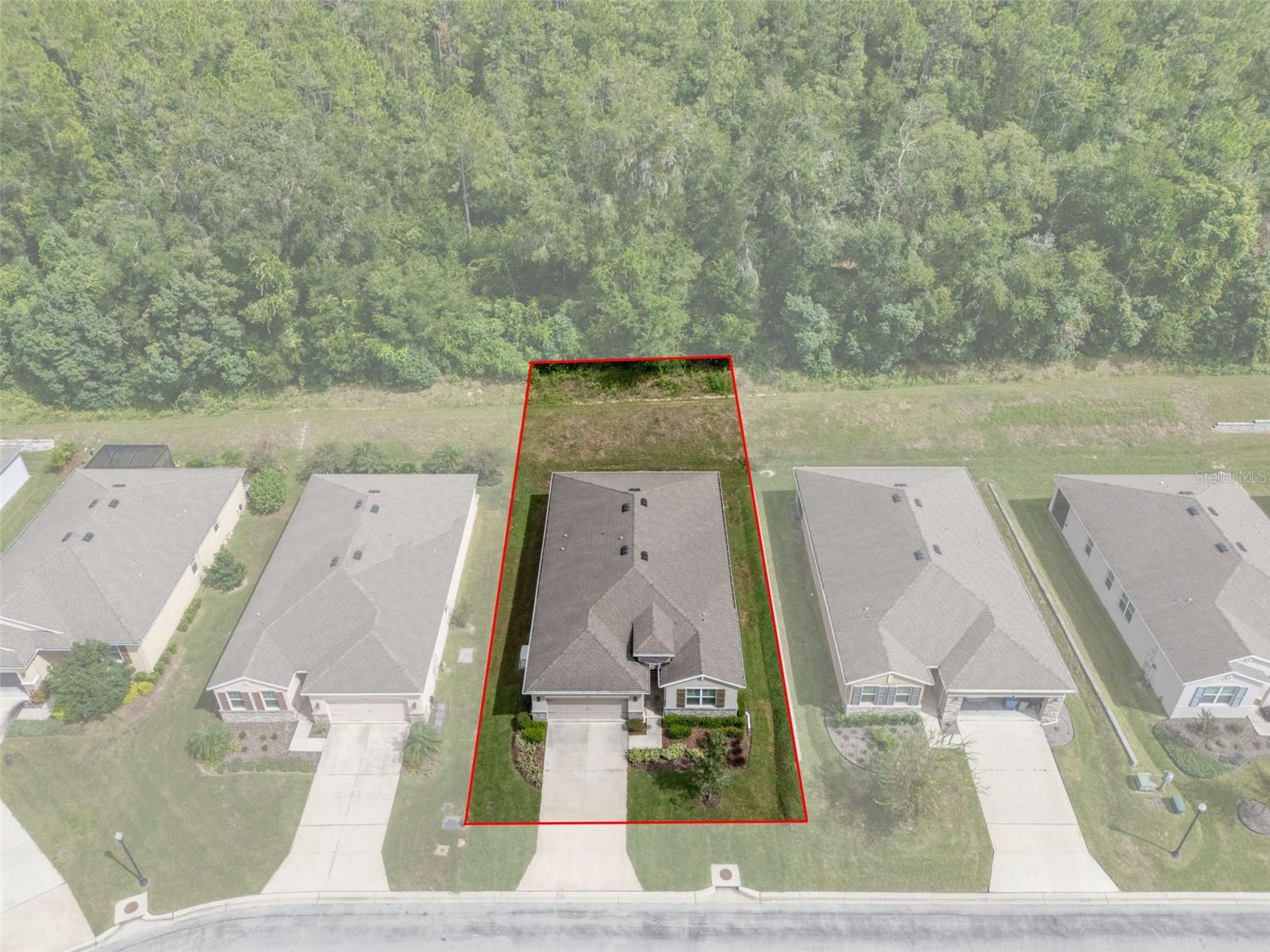 12735 EASTPOINTE DR — photo 46