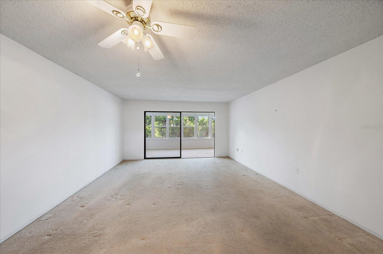 182 PINENEEDLE DR — photo 7