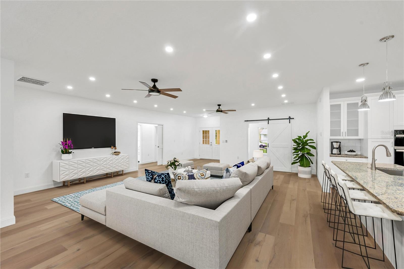 12500 GREEN OAK LN — photo 16