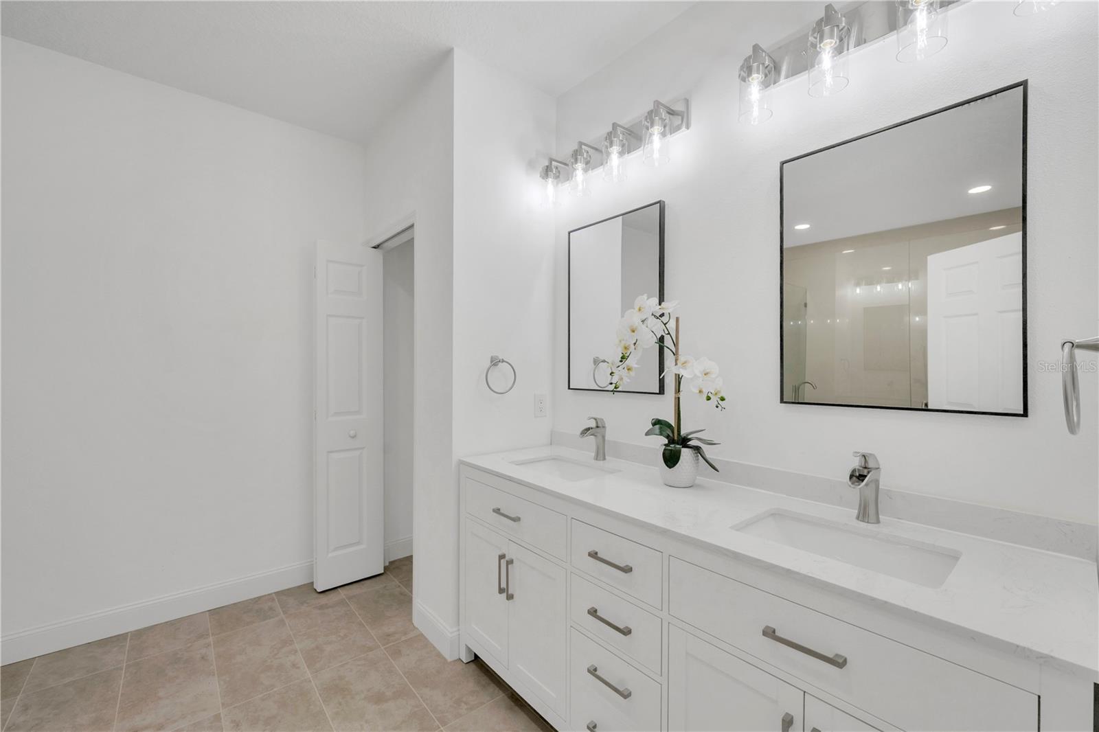 12500 GREEN OAK LN — photo 22