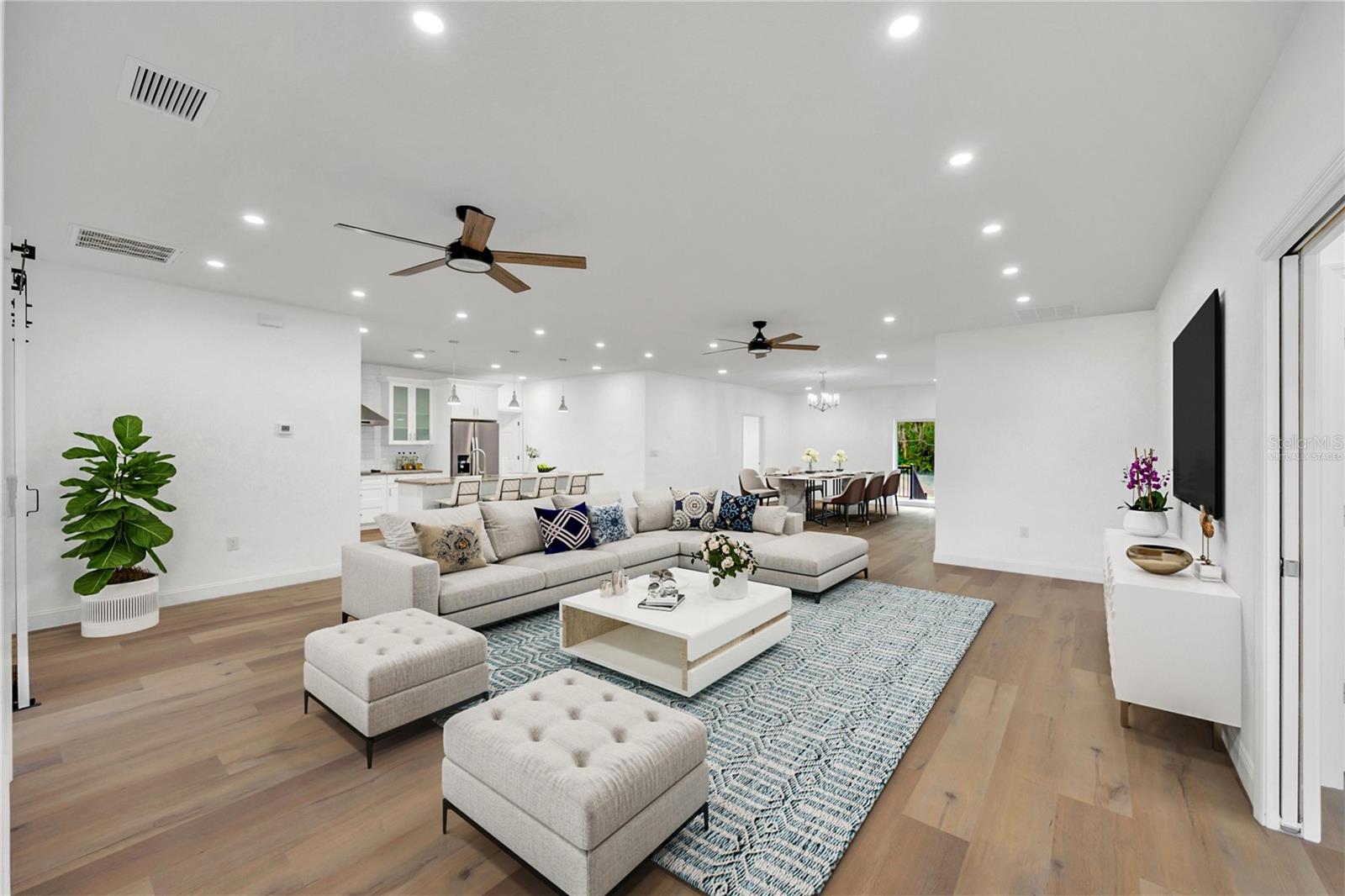 12500 GREEN OAK LN — photo 6