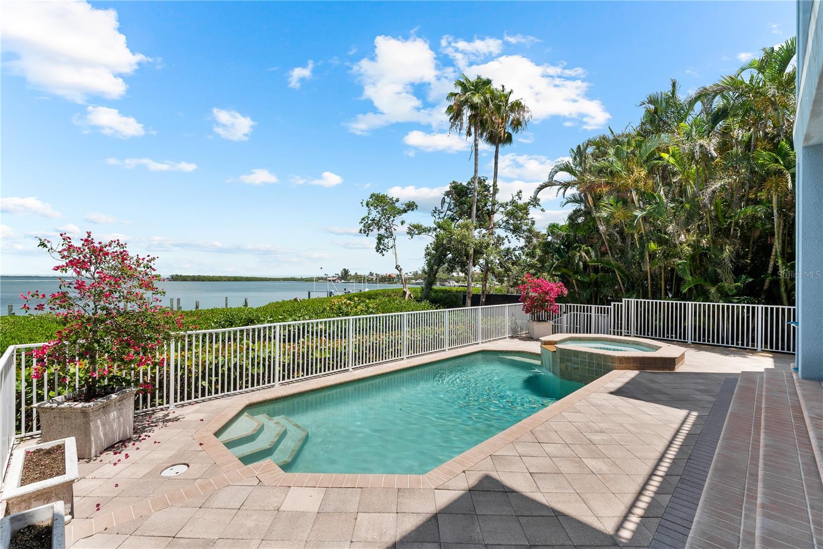 757 HIDEAWAY BAY DR — photo 38
