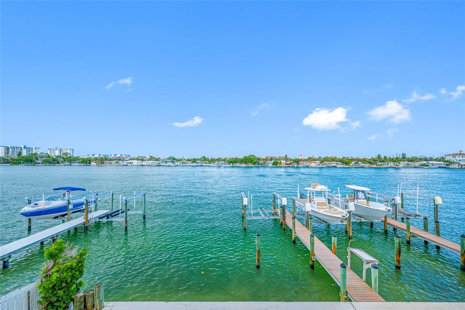 8575 SUNSET CT — photo 17