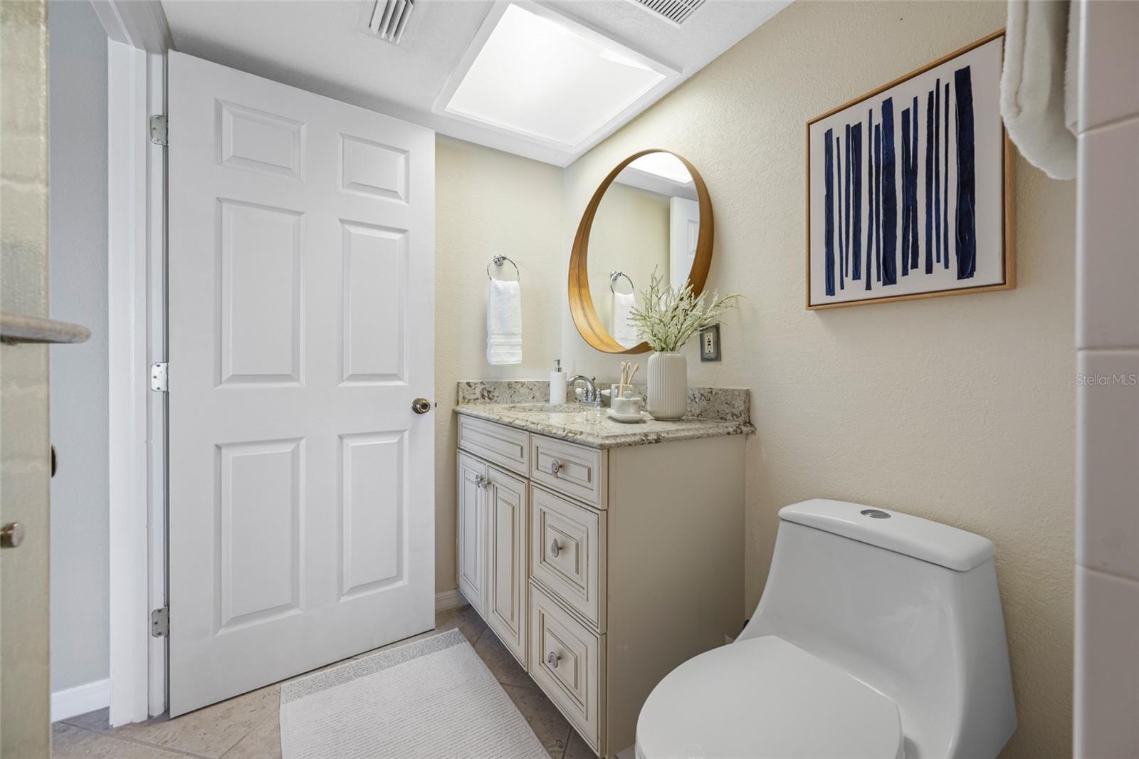 8575 SUNSET CT — photo 10
