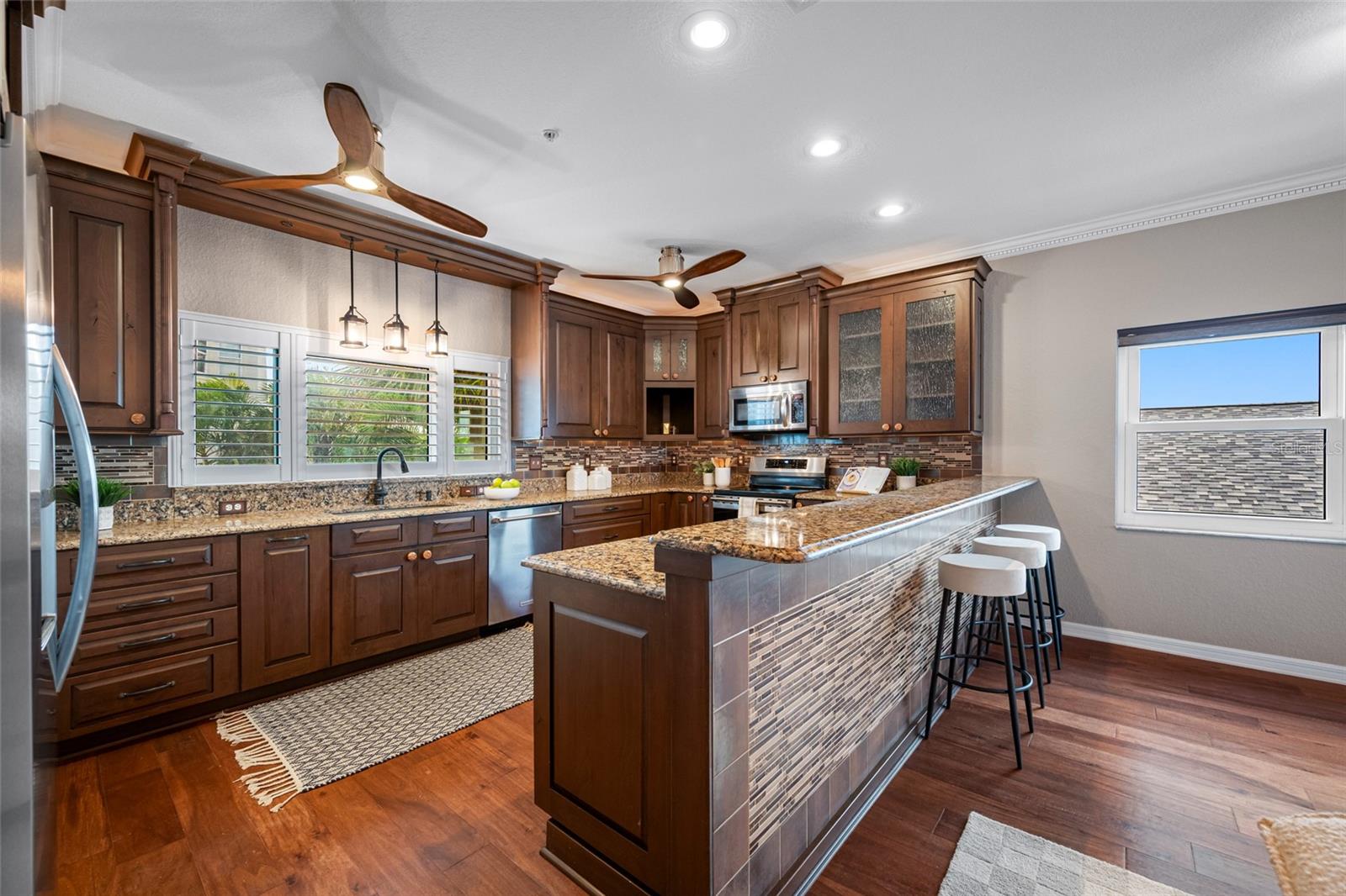 8575 SUNSET CT — photo 22