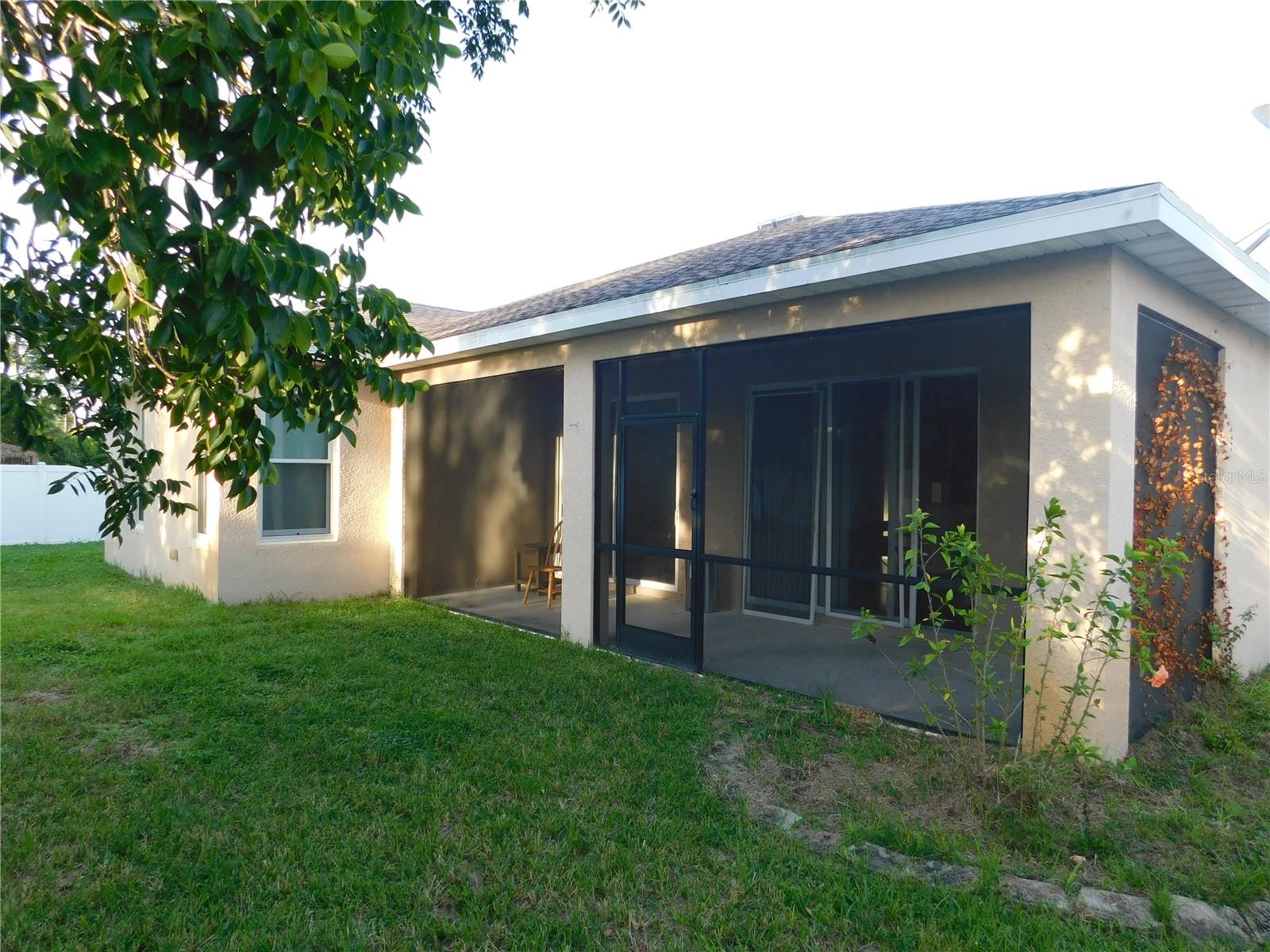 2507 HOBBLEBRUSH DR — photo 2