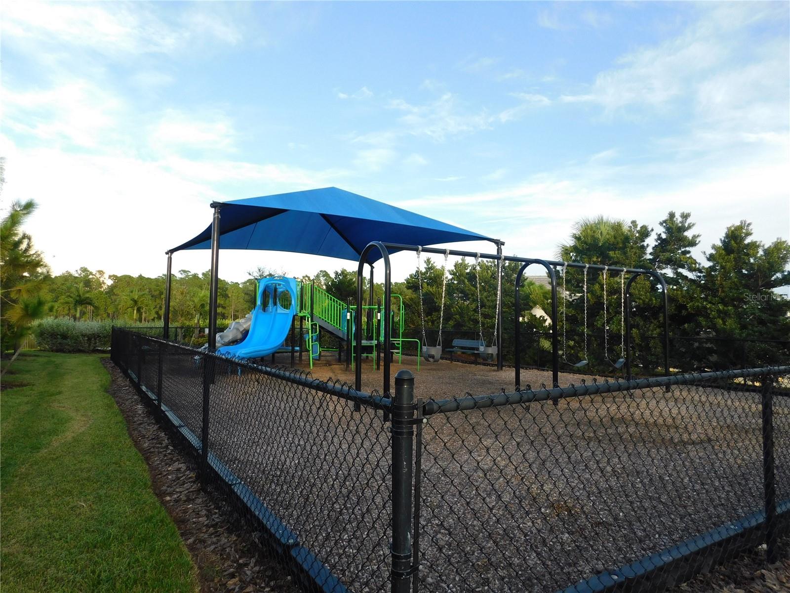 2507 HOBBLEBRUSH DR — photo 26