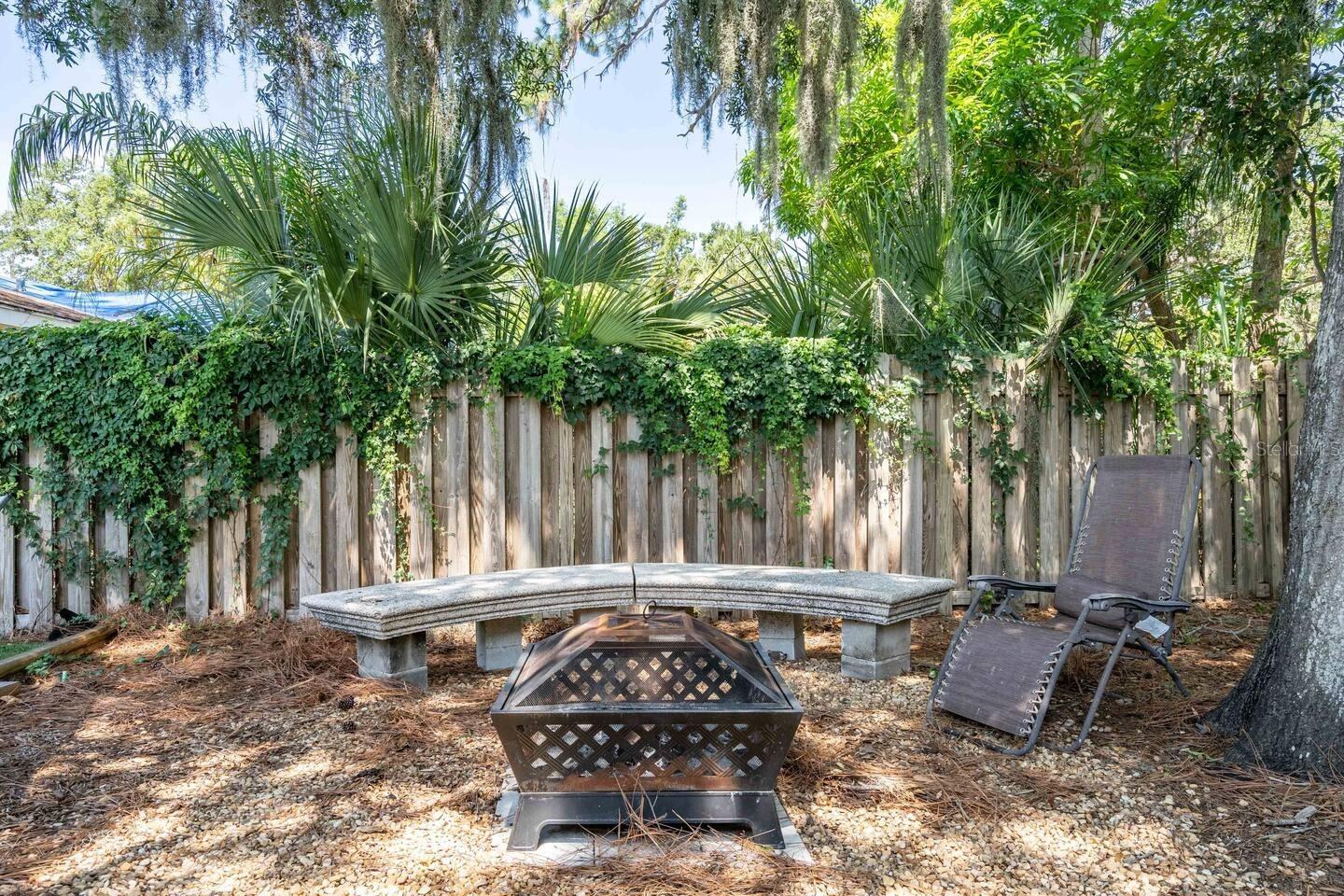 1317 COCOANUT ST #B — photo 15