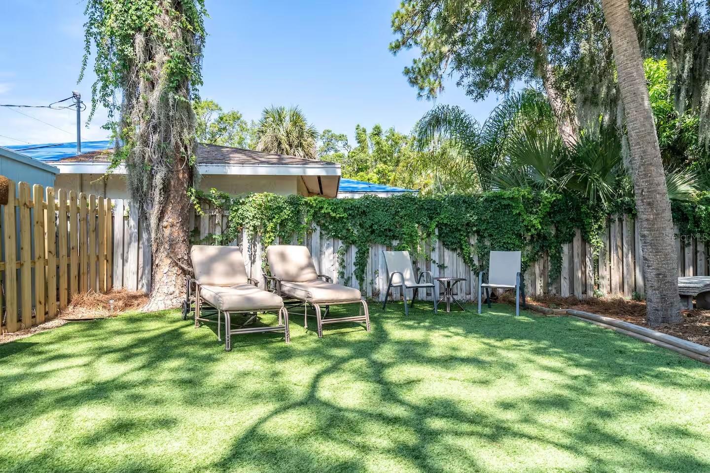 1317 COCOANUT ST #B — photo 22
