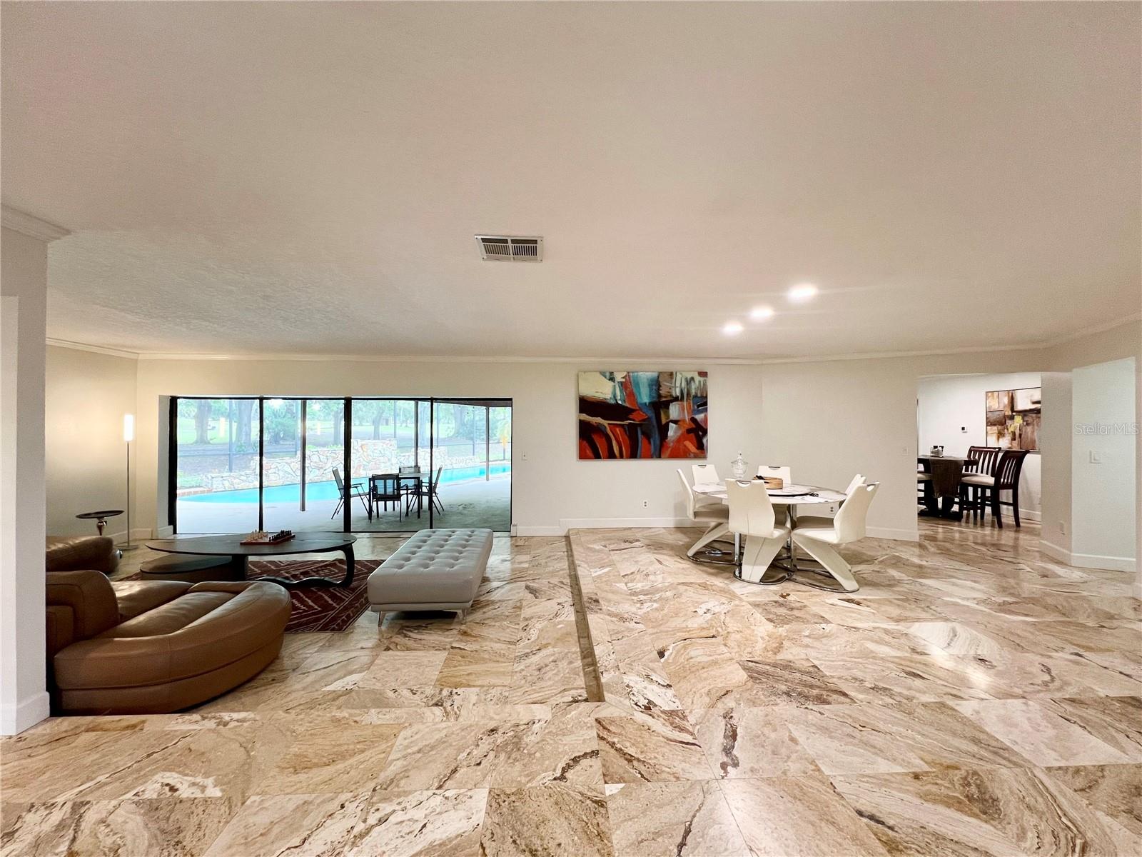 2674 CONCORDE CT — photo 17
