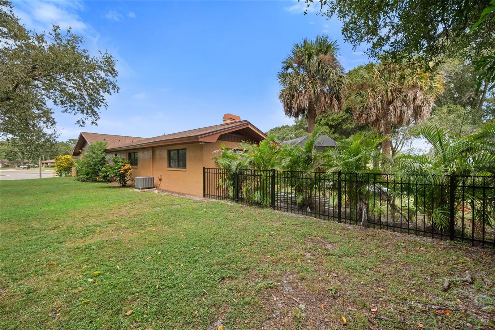 2674 CONCORDE CT — photo 8