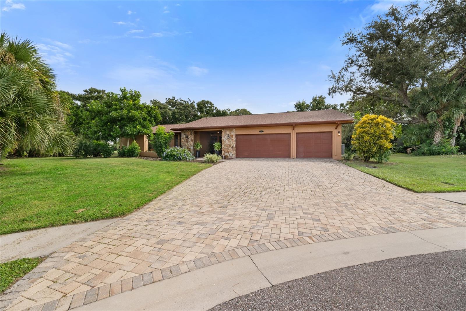 2674 CONCORDE CT — photo 2