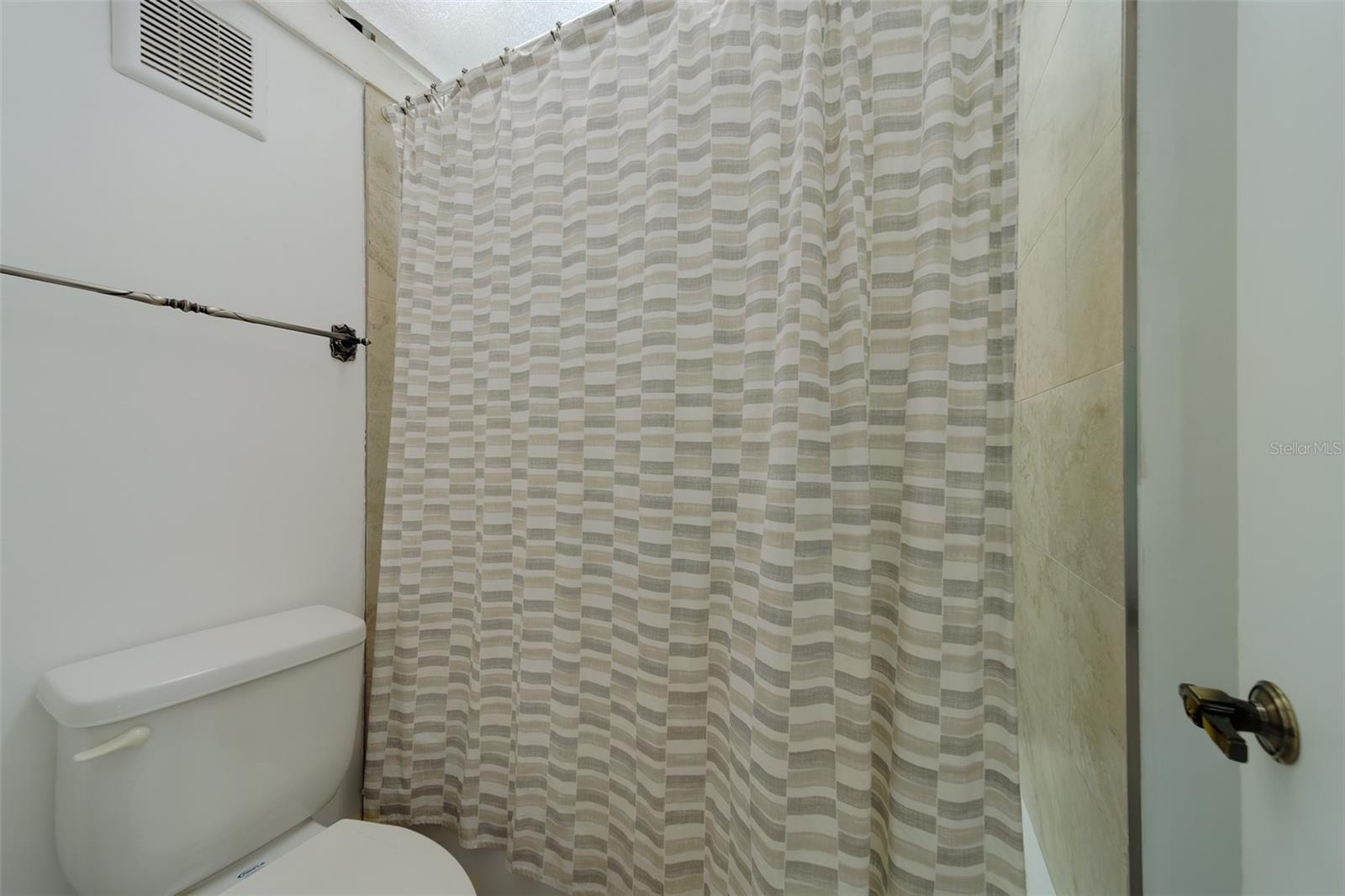 51 ISLAND WAY #101 — photo 32