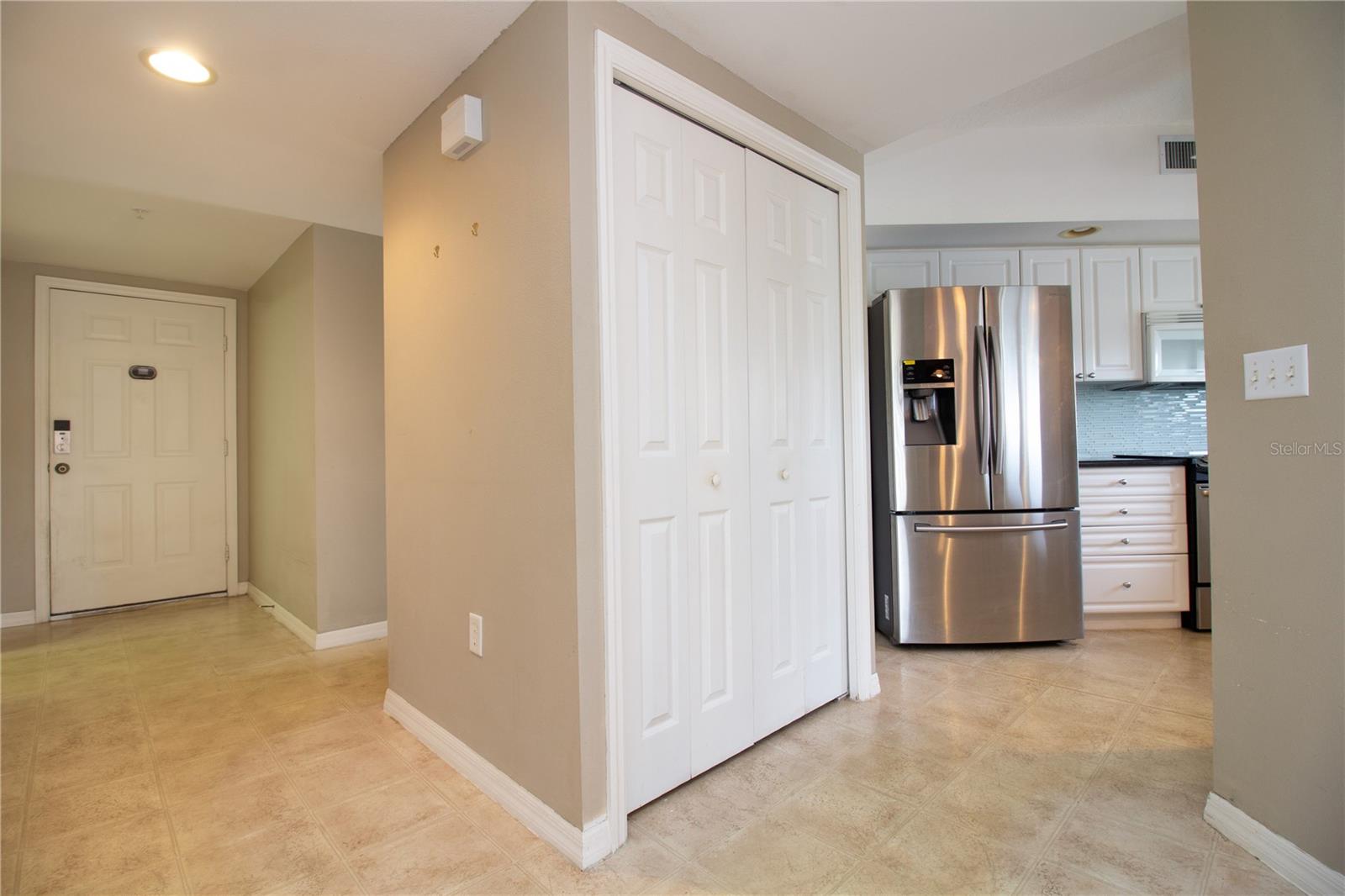 1200 COUNTRY CLUB DR #1101 — photo 3