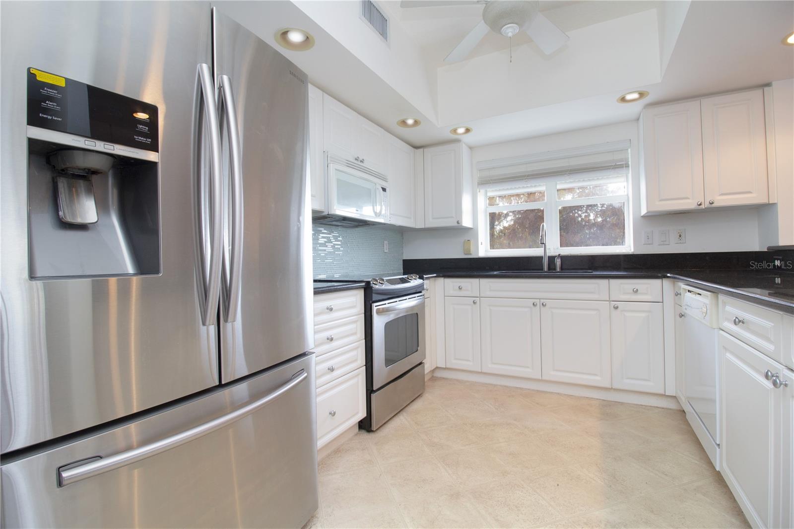 1200 COUNTRY CLUB DR #1101 — photo 9