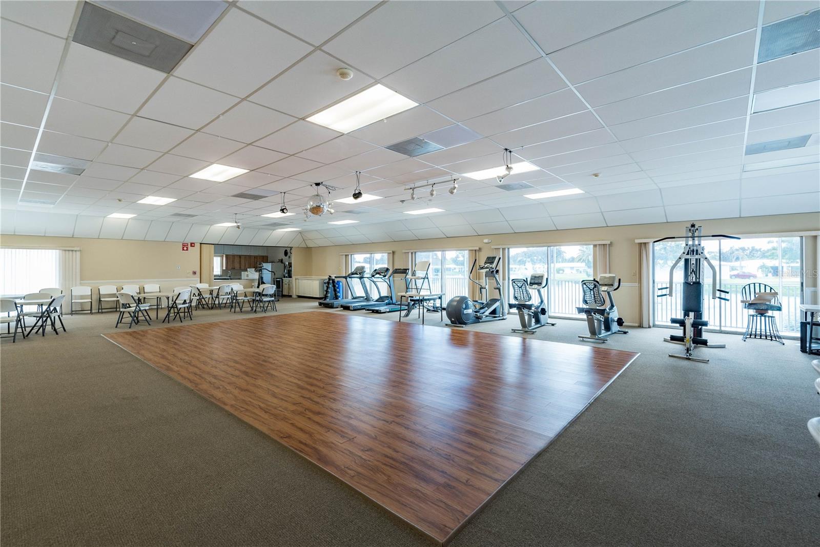 446 CIRCLEWOOD DR #L2 — photo 45
