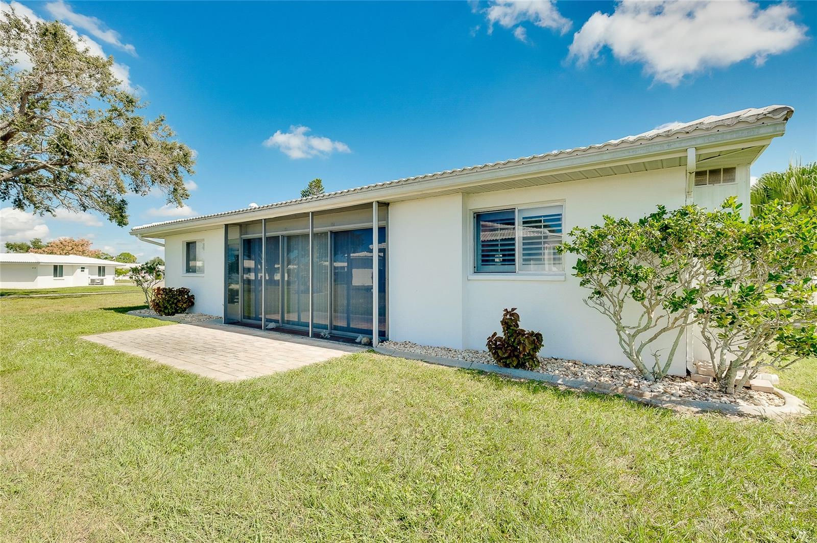 446 CIRCLEWOOD DR #L2 — photo 8