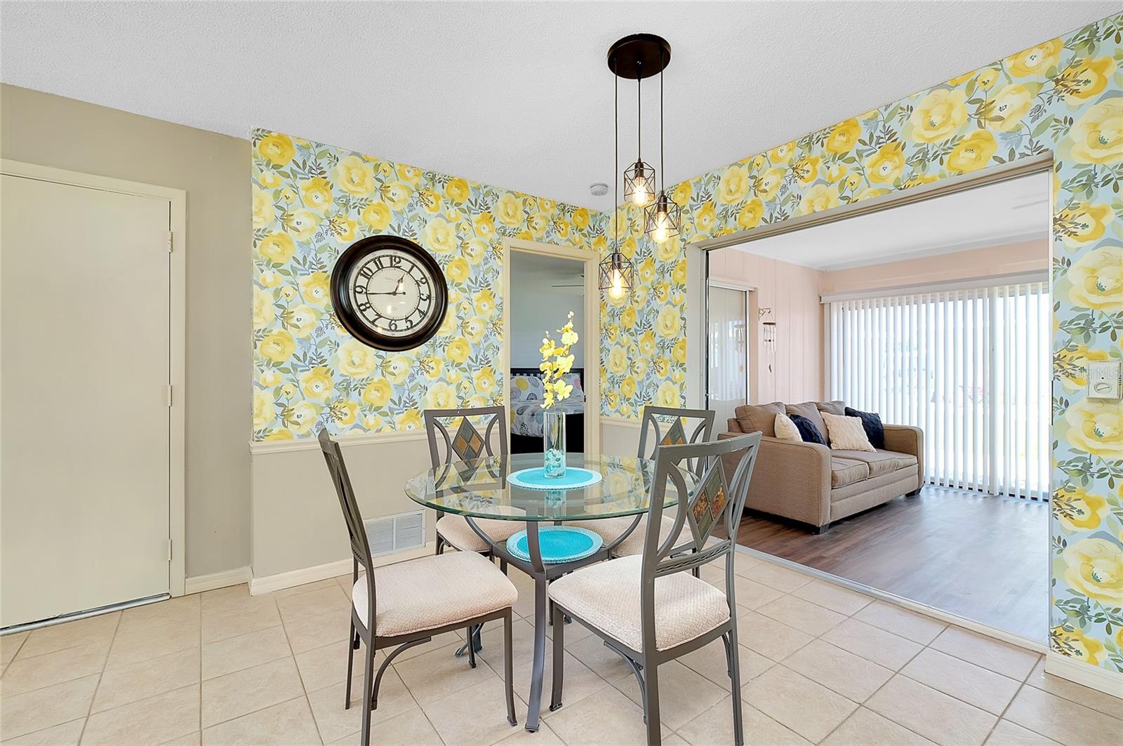 446 CIRCLEWOOD DR #L2 — photo 16
