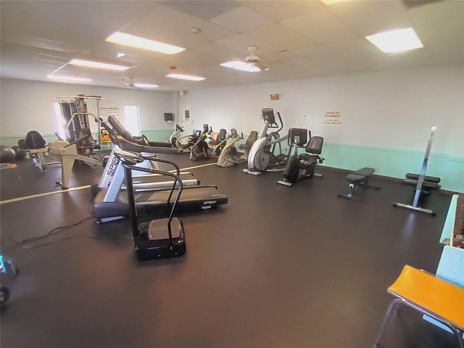 5229 BEL AIR AVE — photo 33