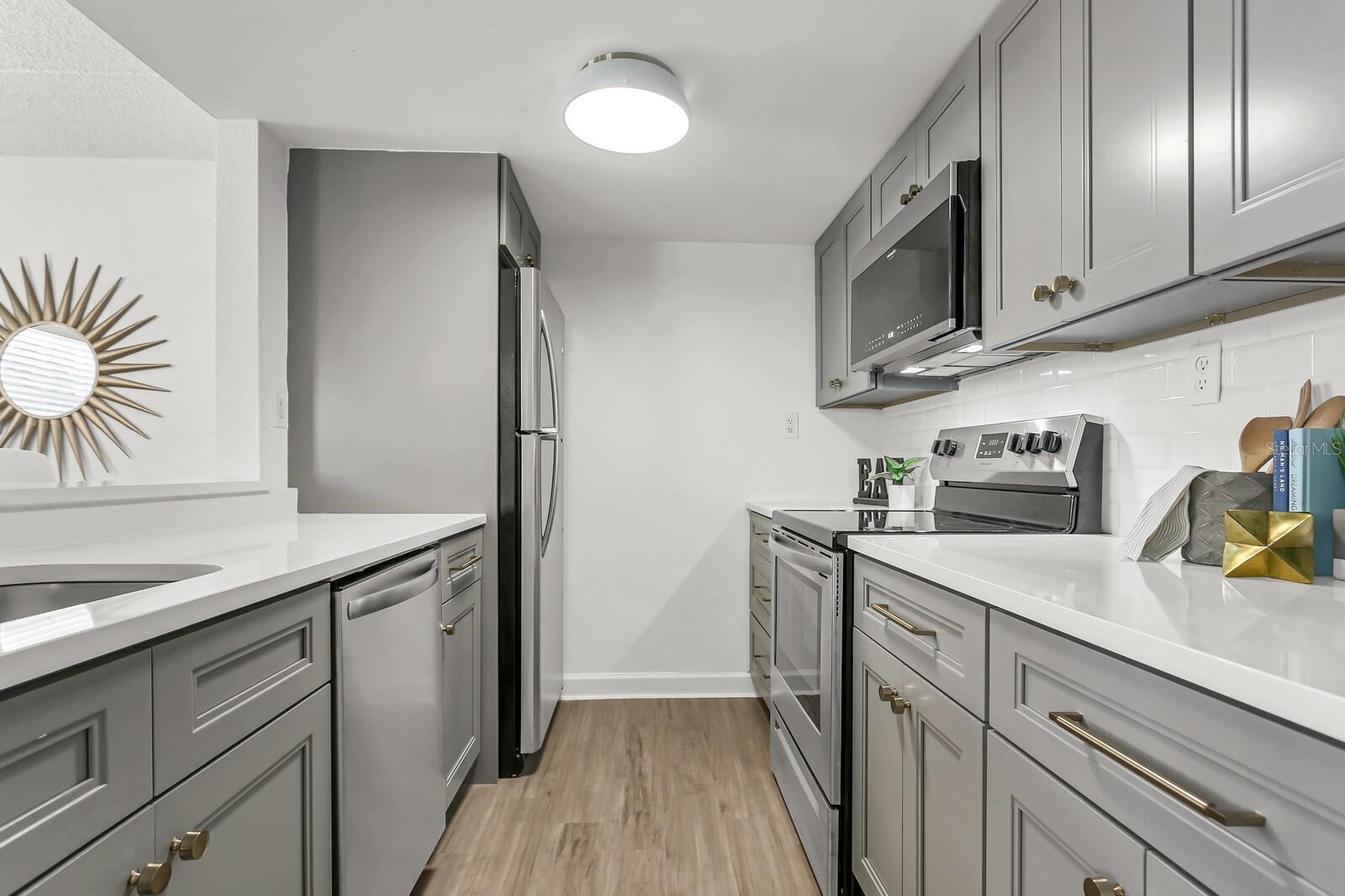 807 S HOWARD AVE #109 — photo 6