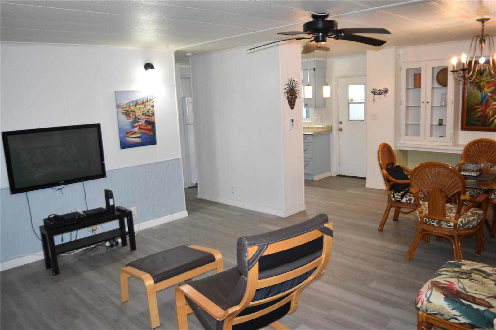 4407 TUCKER SQ — photo 32