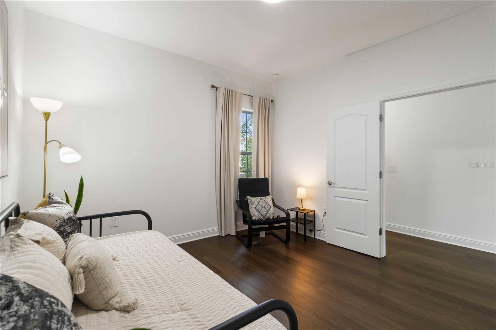 10109 CANAVERAL CIR — photo 27