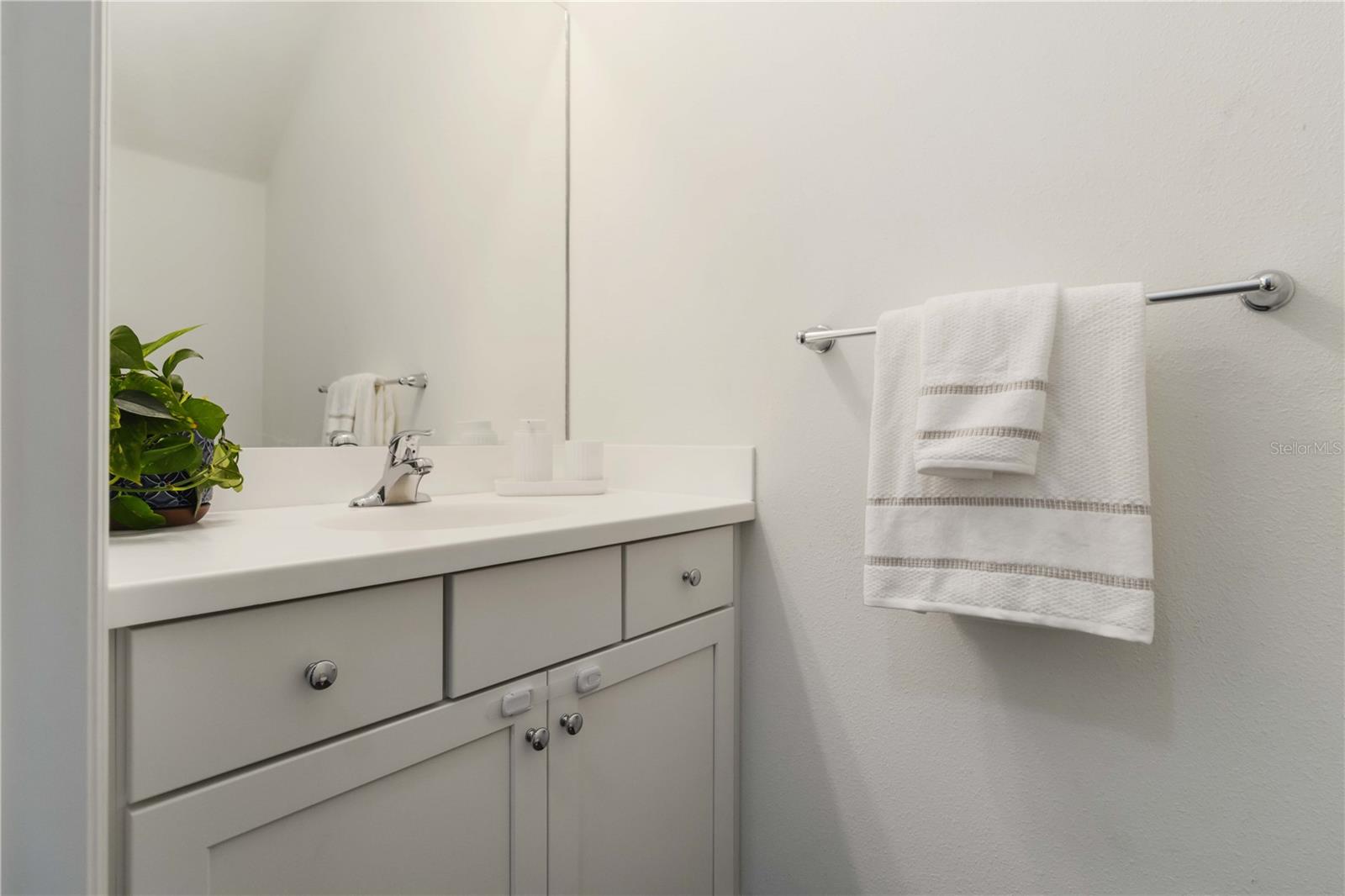 10109 CANAVERAL CIR — photo 28