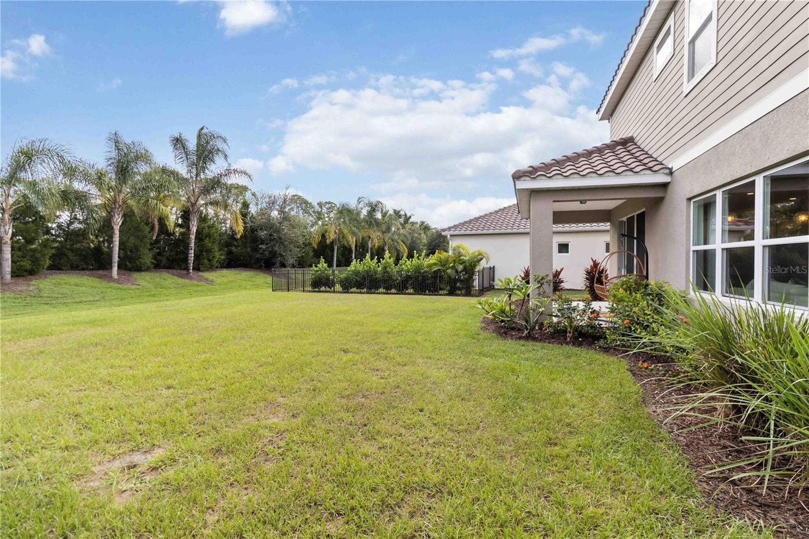 10109 CANAVERAL CIR — photo 42