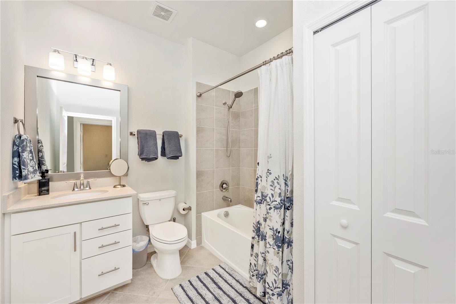 17560 BORACAY CT #201 — photo 32