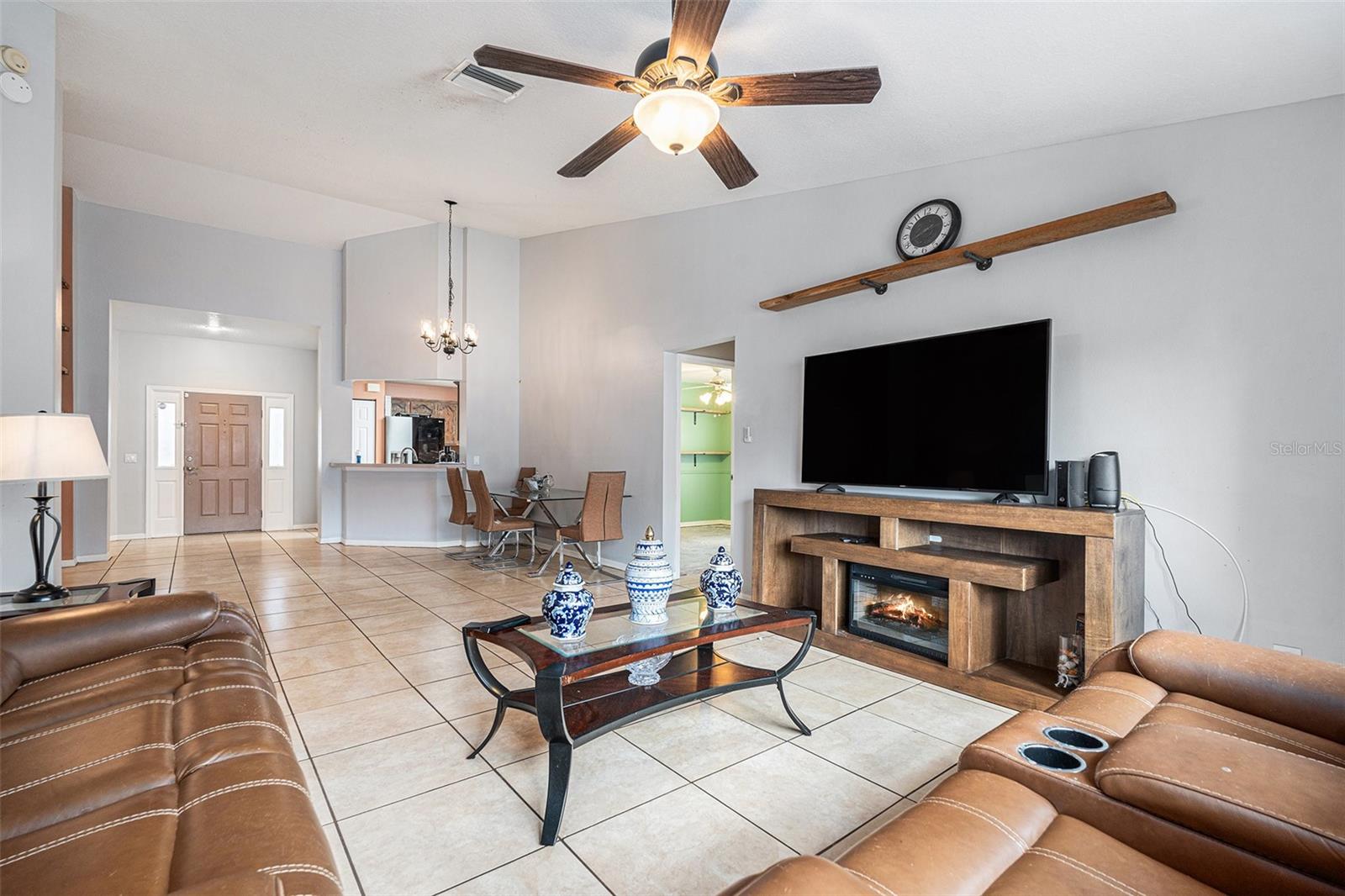 4704 STOVE PL — photo 6
