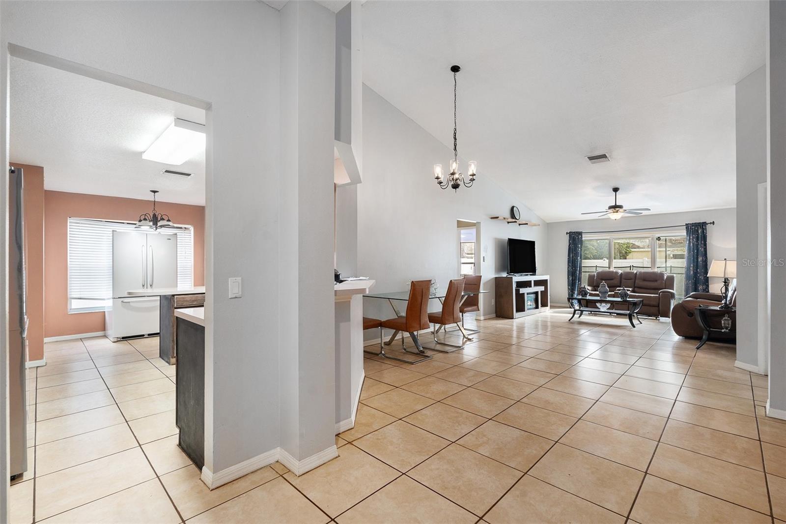 4704 STOVE PL — photo 2