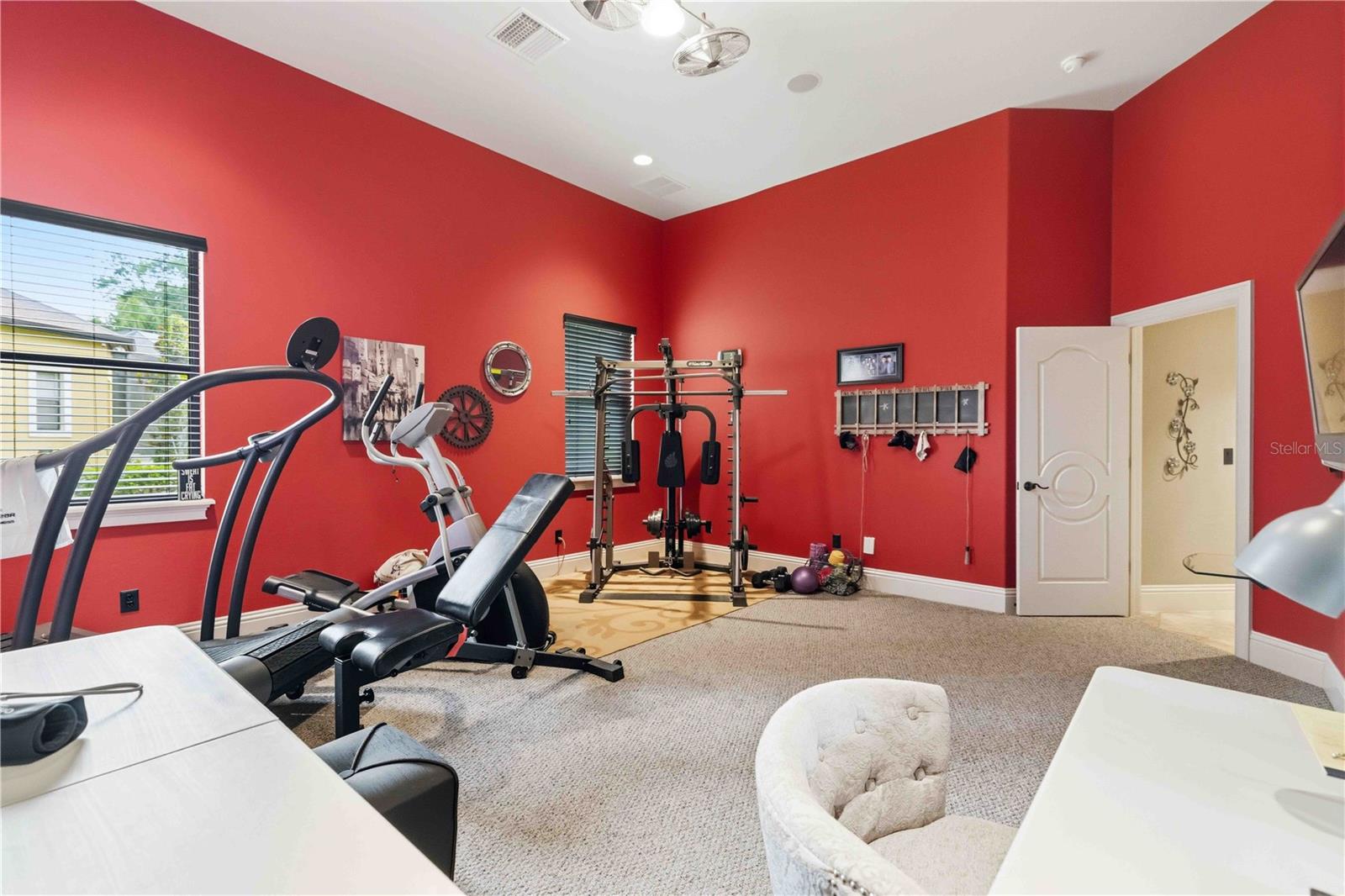 16220 TERNGLADE DR — photo 42