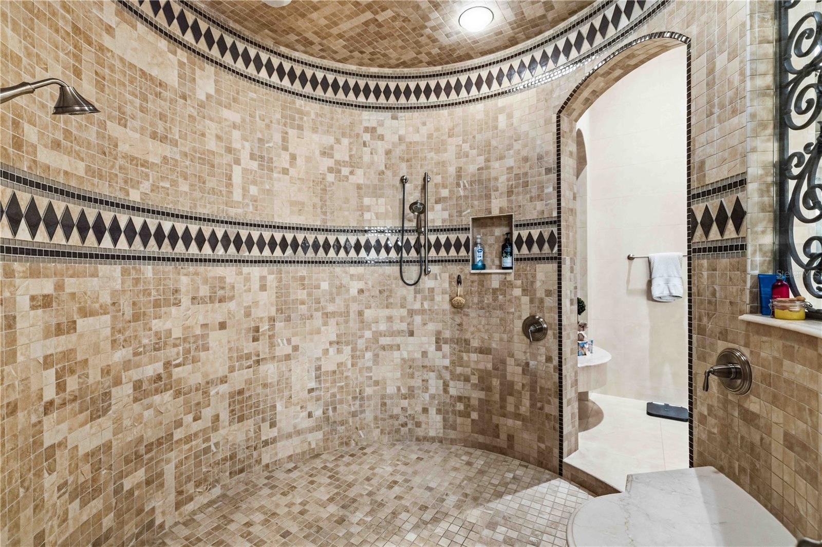 16220 TERNGLADE DR — photo 36