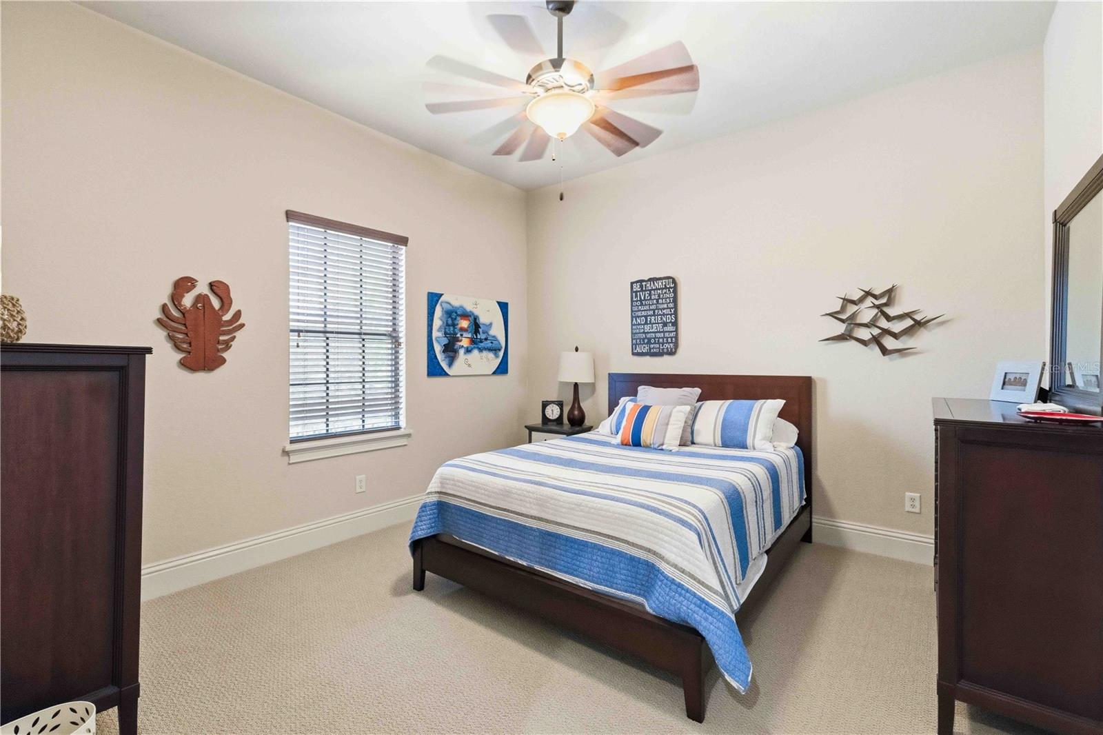 16220 TERNGLADE DR — photo 60