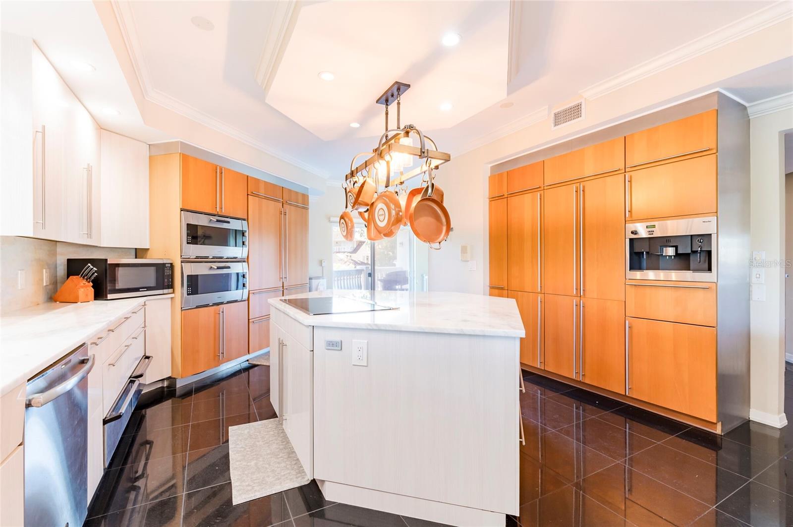 2268 KINGS POINT DR — photo 37