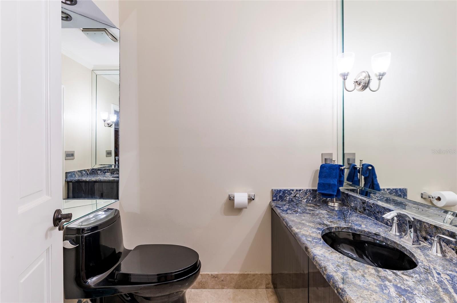 2268 KINGS POINT DR — photo 28