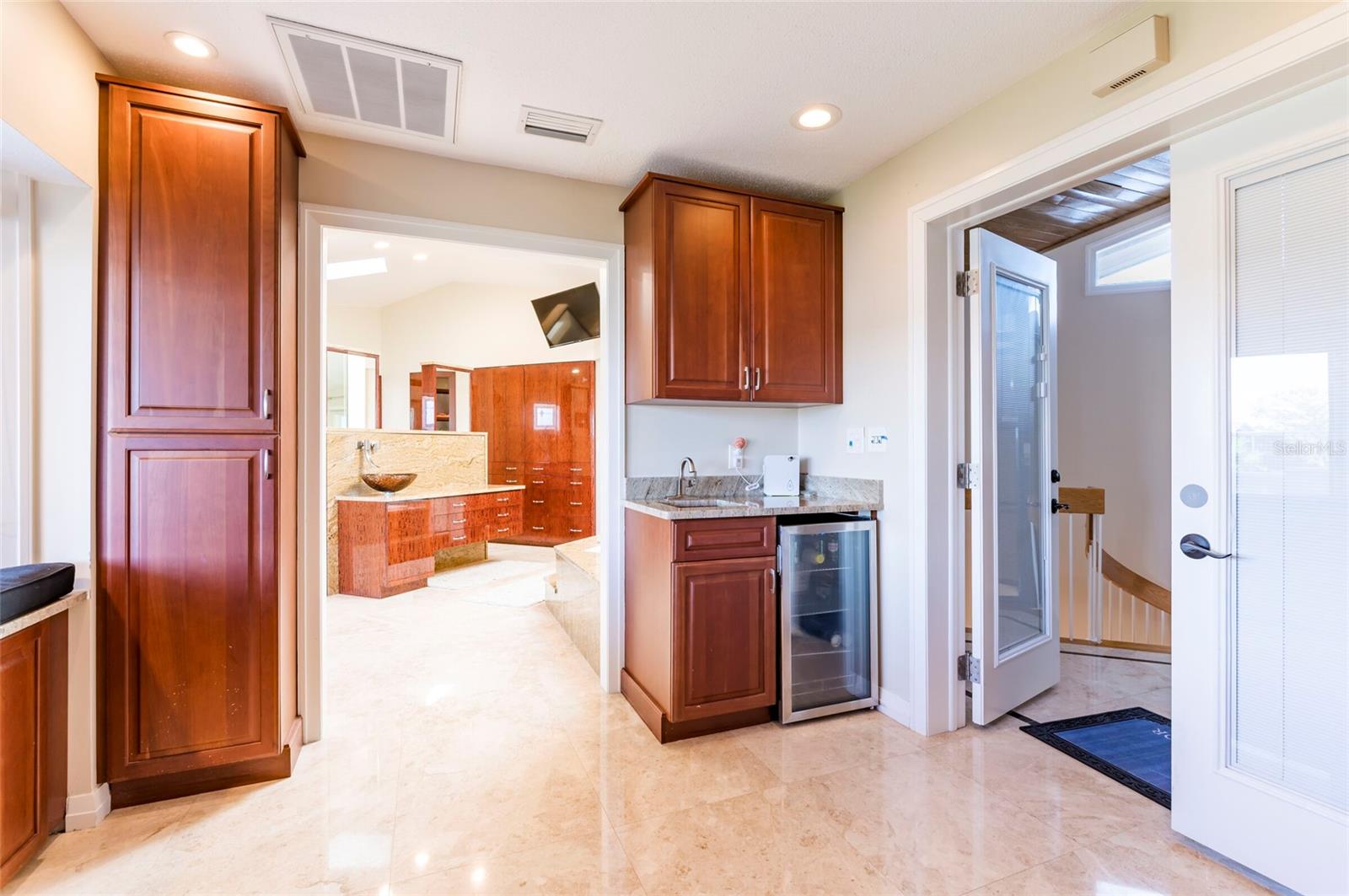 2268 KINGS POINT DR — photo 43
