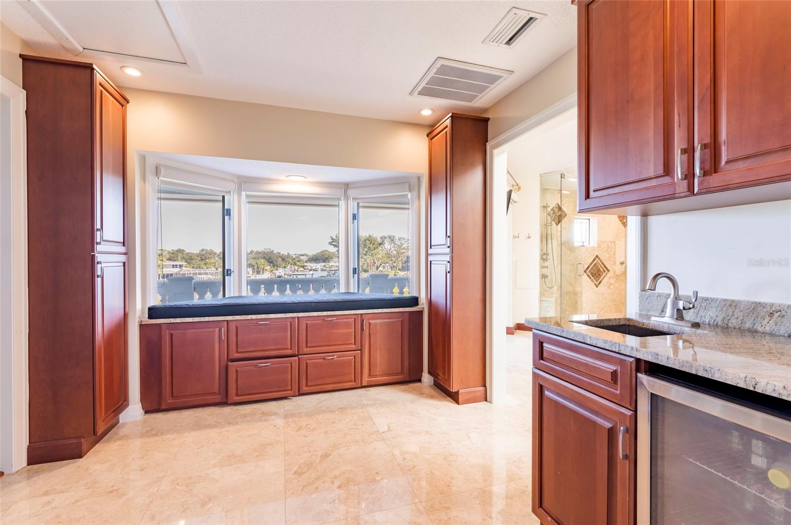 2268 KINGS POINT DR — photo 40