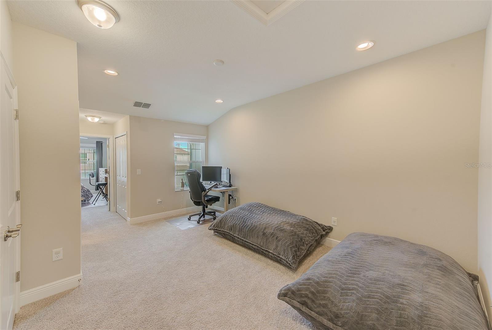 2441 FOGGY CREEK CIR — photo 20