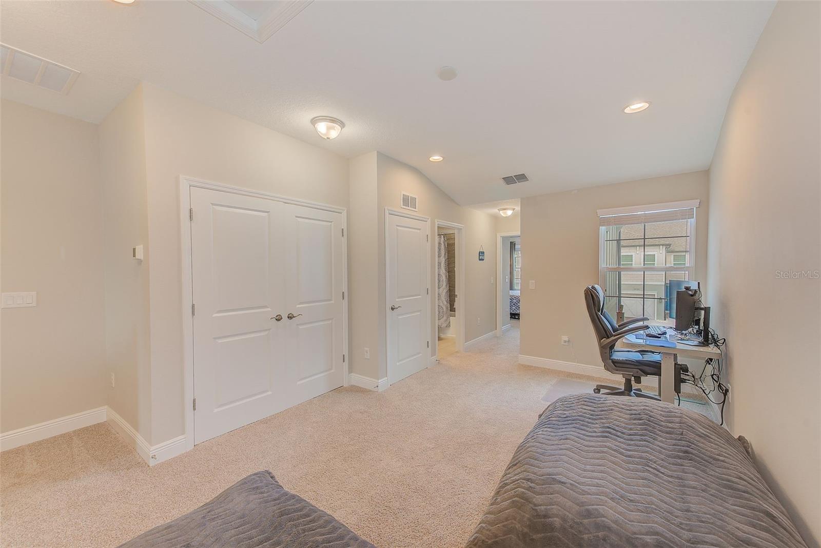 2441 FOGGY CREEK CIR — photo 18