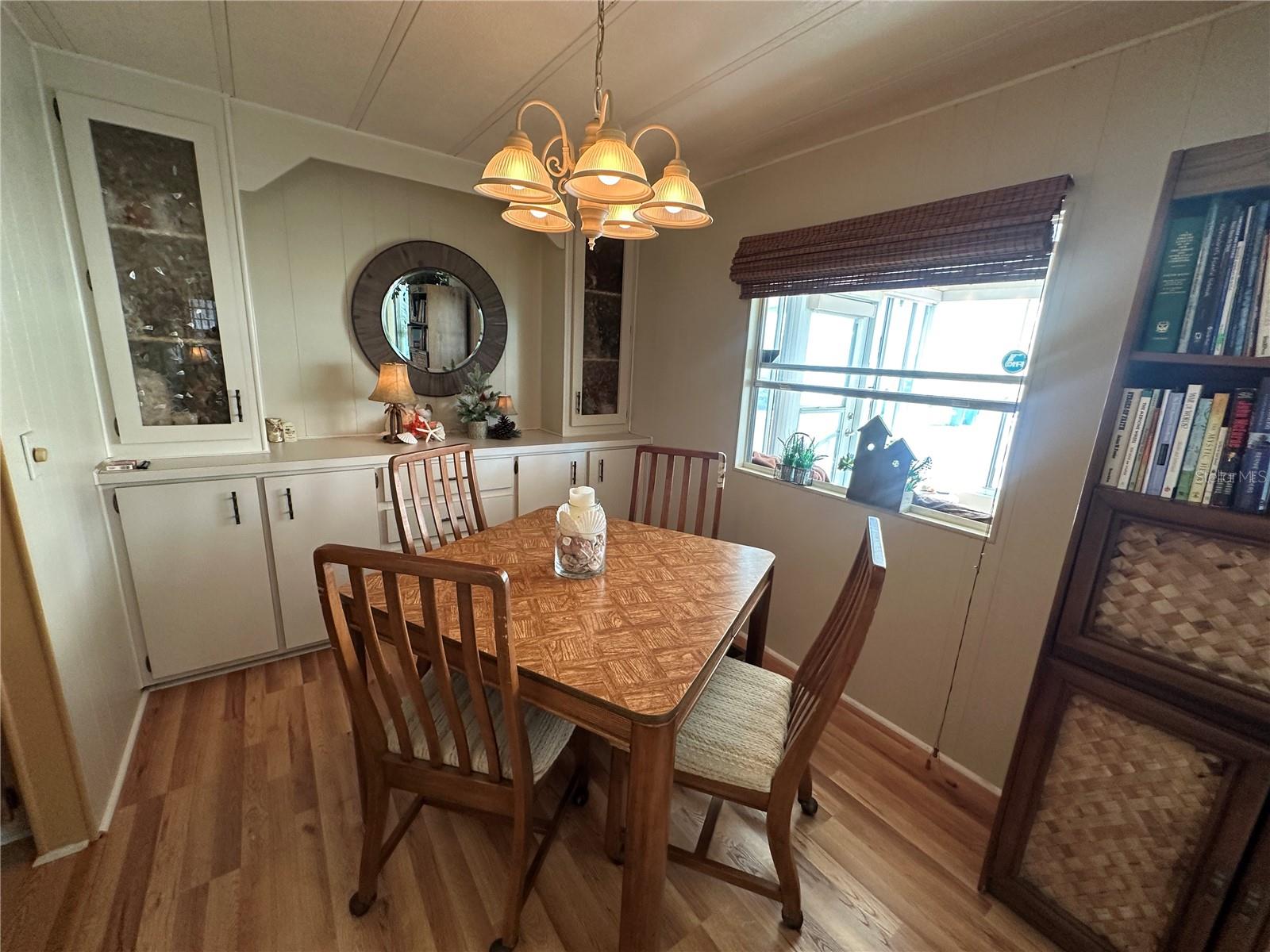 5800 FORSYTHIA RD — photo 4